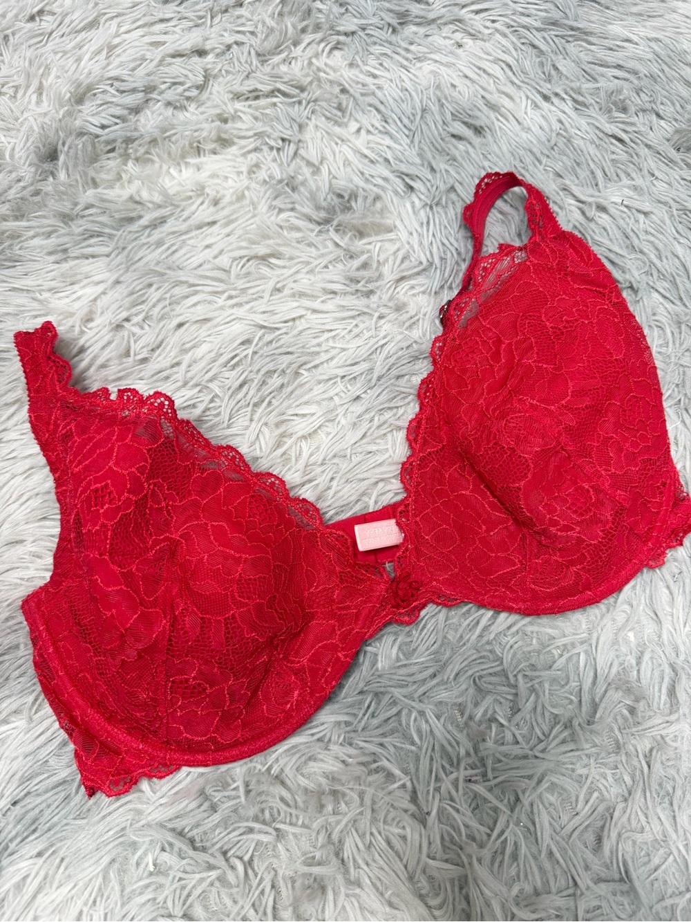 Victoria’s Secret Very Sexy Red Lace Pushup Without Padding 38D